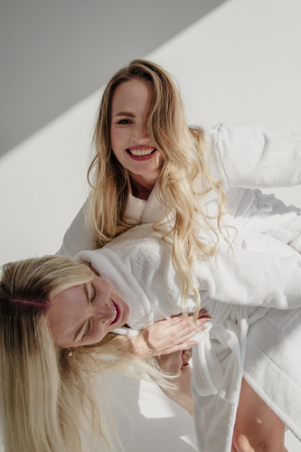 709 Manuela Forex дамски халат - бял