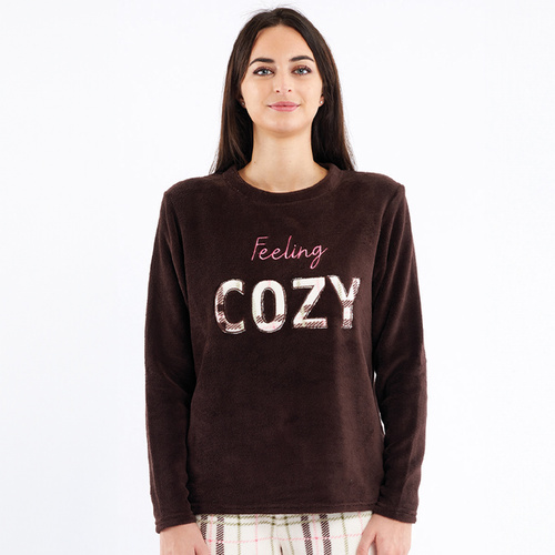 Кафява пижама Liliana Sorbetto – топъл полар с кариран мотив и бродерия