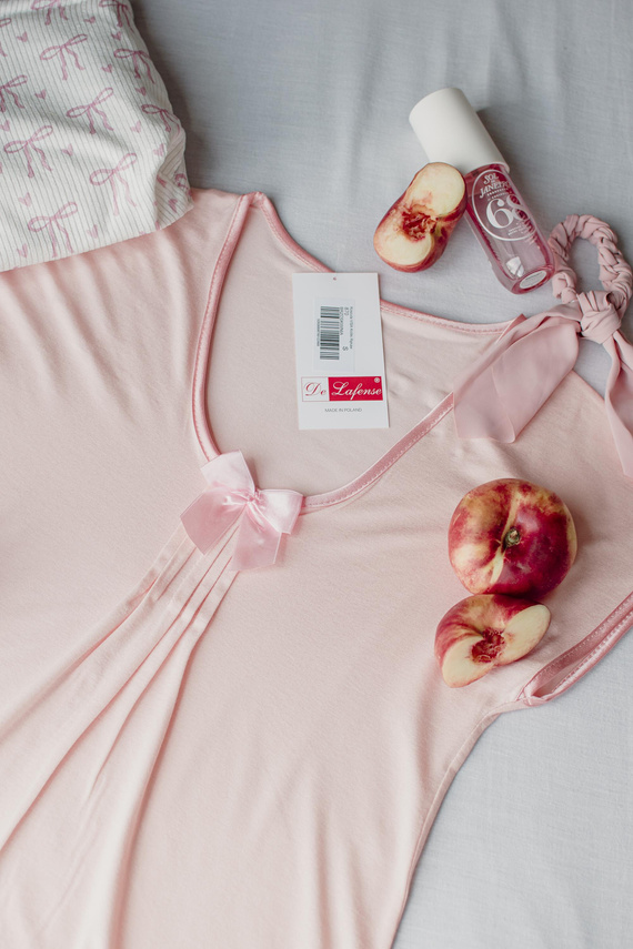 870 Visa De Lafense нощница - праскова