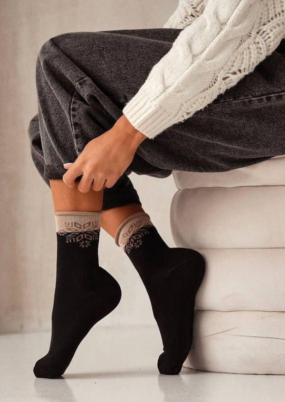 0071-007 Снежинка Уникални дамски коледни чорапи Милена - черни