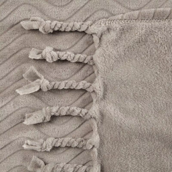 Ема Кувертюра с ресни еврозавеси бежово