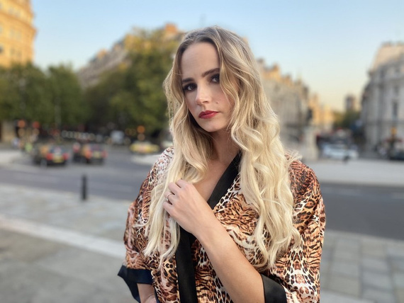 417 Valentina дамски халат Forex - бежов