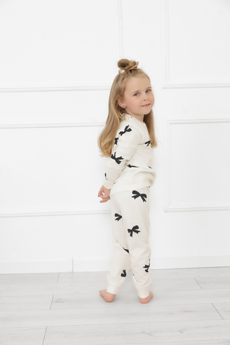 Пижама за момичета Figaro - екрю, памук, дълги ръкави и панталони Италианска мода 