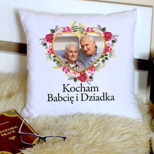 Възглавница със снимка в чест на деня на баба и дядо Муч