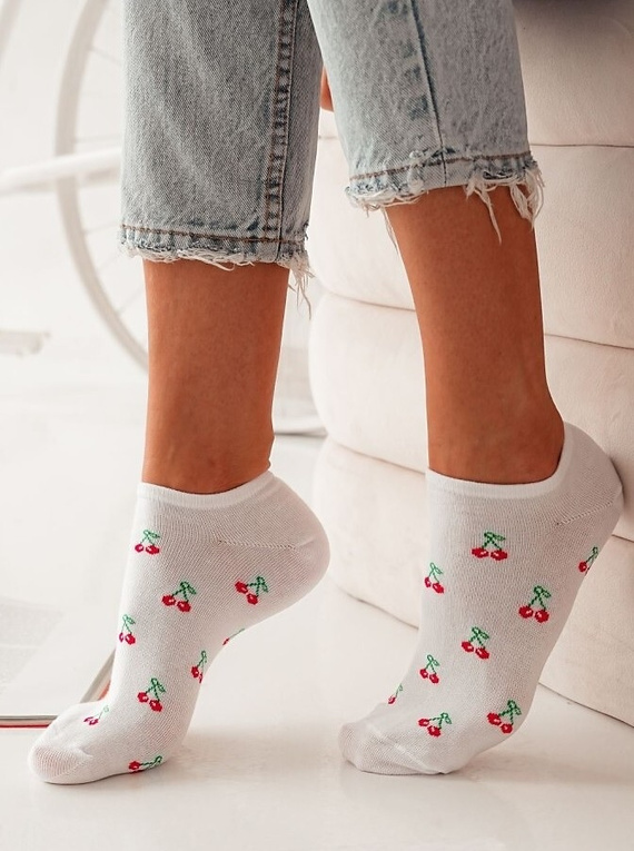 1146-067 Małe Wiśnie Stopki Milena -biały