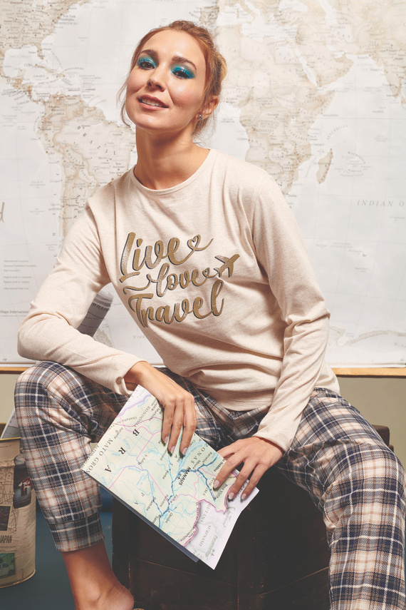 Дамска пижама Bessy Beige Sorbetto - трико, златен принт, панталон на каре