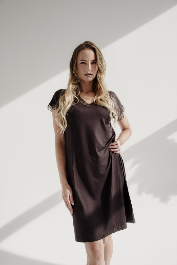 816 Лешникова нощница De Lafense - шоколад