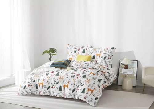 Комплект спално бельо от микросатен „Коледна гора“, Коледно бяло I25, Спално бельо от игли и нишки – меко, гладко и издръжливо