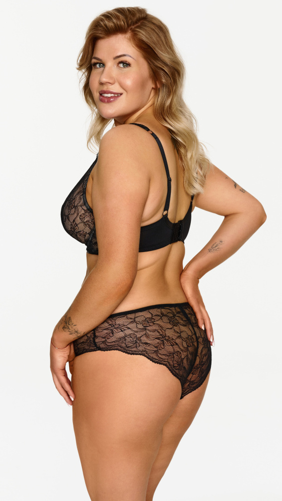 2608 Lupoline сутиен - черен дантелен сутиен с подплънки