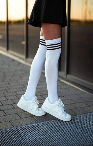 0293-002 Раирана връзка Дамски чорапи над коляното Милена - бяло-черно