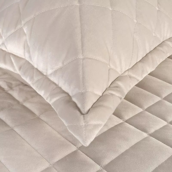 Ria 6 Декоративно кадифено покривало Европердета кремаво