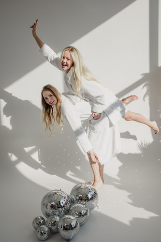 709 Manuela Forex дамски халат - бял