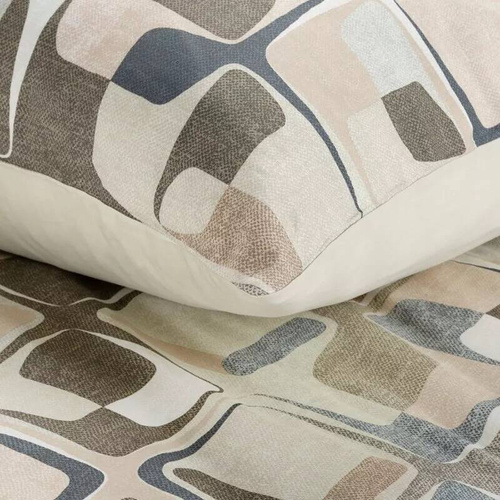 Пролет 36 геометрия сатен спално бельо евро завеси бежово