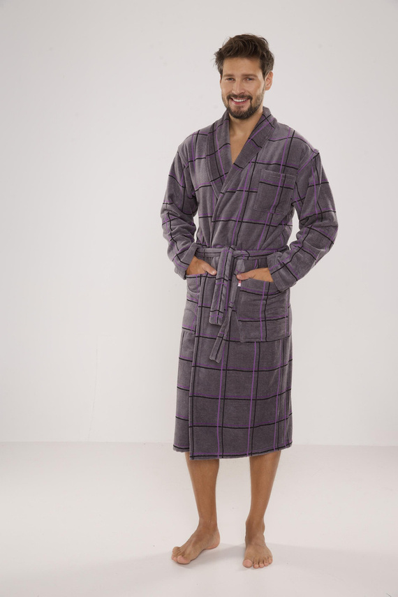 803 / 819 Мъжки халат от хавлиена материя Twin Forex - сив с лилаво каре (сиво каре)