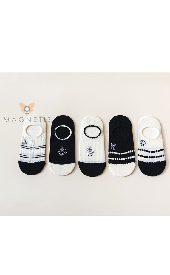Дамски балерини чорапи CC-251109 Magnetis – памучни стопки със силикон на петата