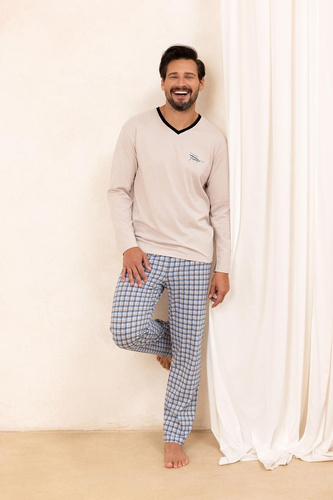 Мъжка пижама Regina 491 бежова - памучна, дълги ръкави, удобна и класическа