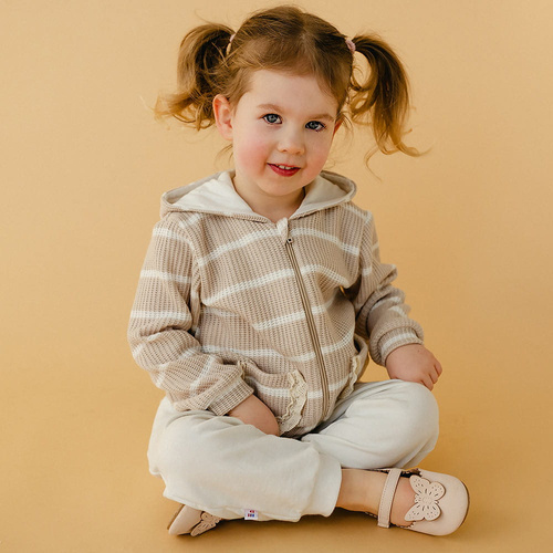 Спортен панталон Meadow с волани Eevi - екрю