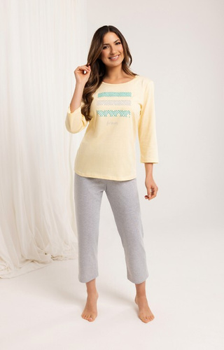 709 Дамска жълта памучна пижама - 3/4 ръкав, 3/4 панталон, цветна щампа