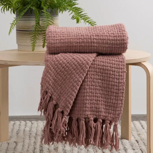 Сузи Одеяло, тъкано кувертюра с ресни, евро перде, пудра