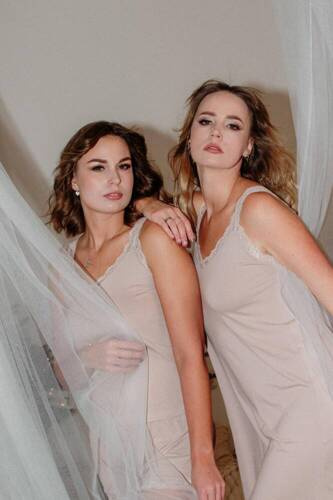 771 Лешникова нощница De Lafense - пясък