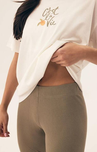 42685 Дамска пижама Naranja Henderson - кремава