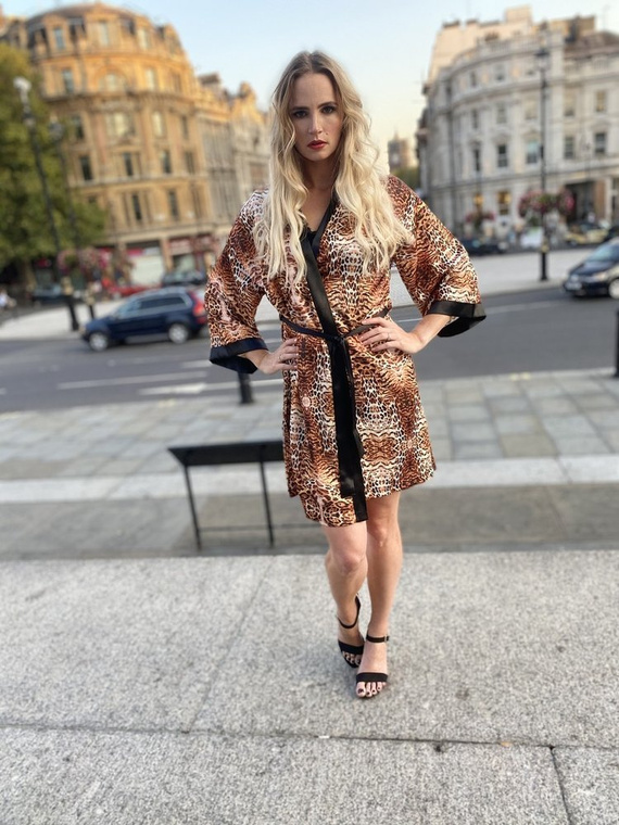 417 Valentina дамски халат Forex - бежов