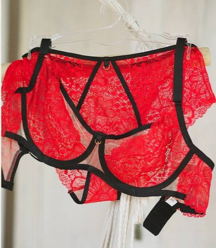 19229 Julia мек сутиен Милано червен