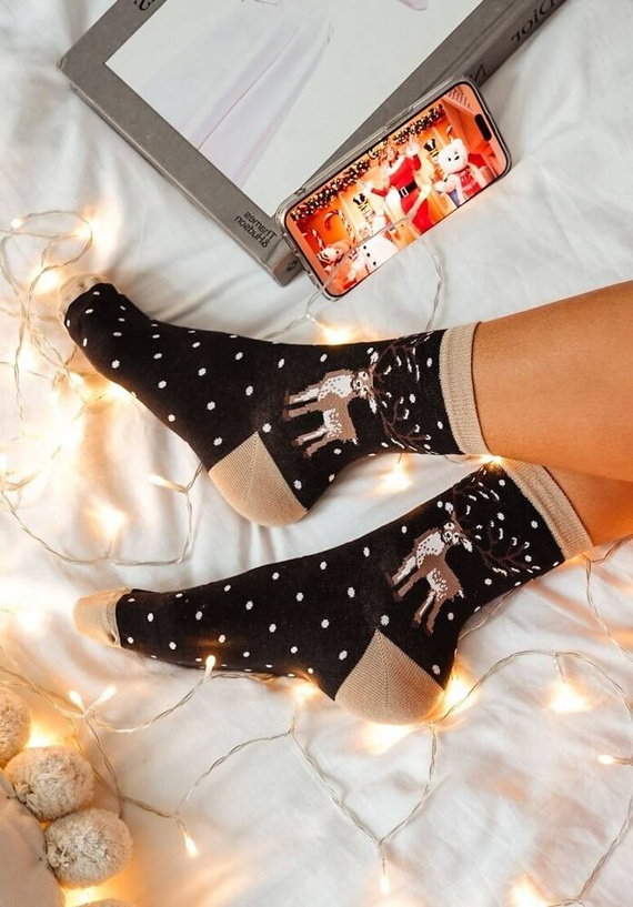 1283-021 Милена Коледни дамски чорапи еленчета - черни