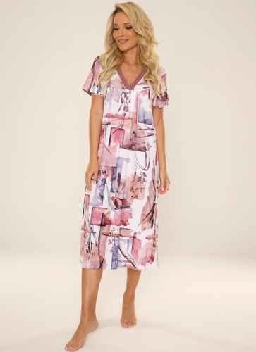 776 Виолетова нощница De Lafense - горски плодове