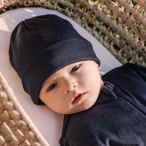 Шапка от мериносова вълна Eevi от мериносова вълна – тъмносиня, 100% мериносова вълна, дишаща и топла