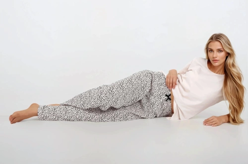 Бежова дамска пижама Impressive You Momenti Per Me