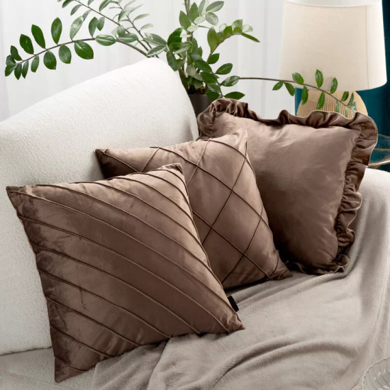 Калъфка Brenda 45x45 салвия кадифе Eurofirany с къдри dark beige