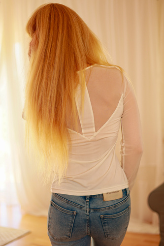 Дамска блуза Fargo Mirale - микрофибър, прозрачни ръкави и гръб, дълъг ръкав - екрю