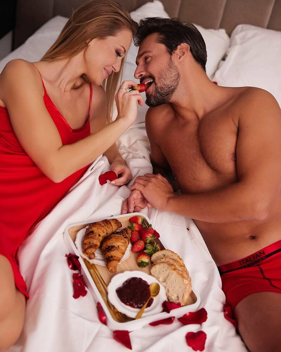 Song Дамска нощница с тясна презрамка Италианска мода - червена