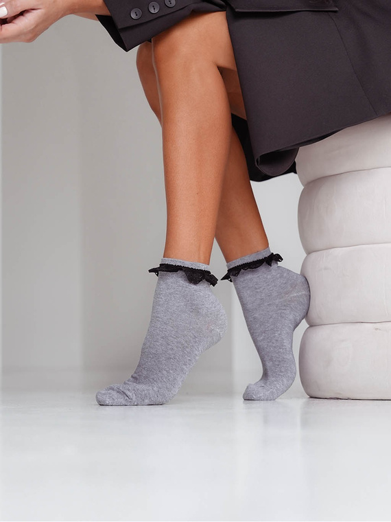 0897 Милена Дамски чорапи с дантела - светъл меланж 1 - черна дантела