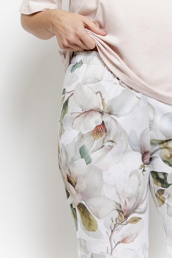 Пижама Afrodyta Taro – дамска памучна пижама с флорален принт и ръкав 7/8