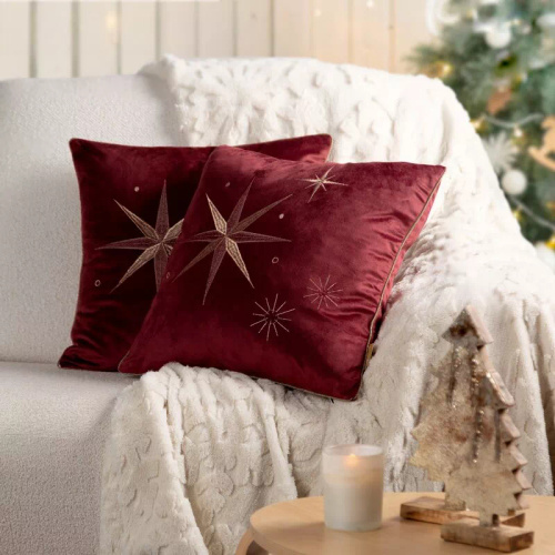 Глава 259 Коледна калъфка за възглавница Eurofirany – бордо кадифе със звезда от шампанско
