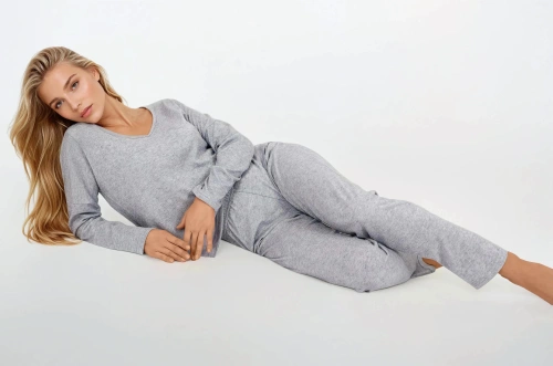 Comfort Zone дамски комплект Momenti Per Me сив