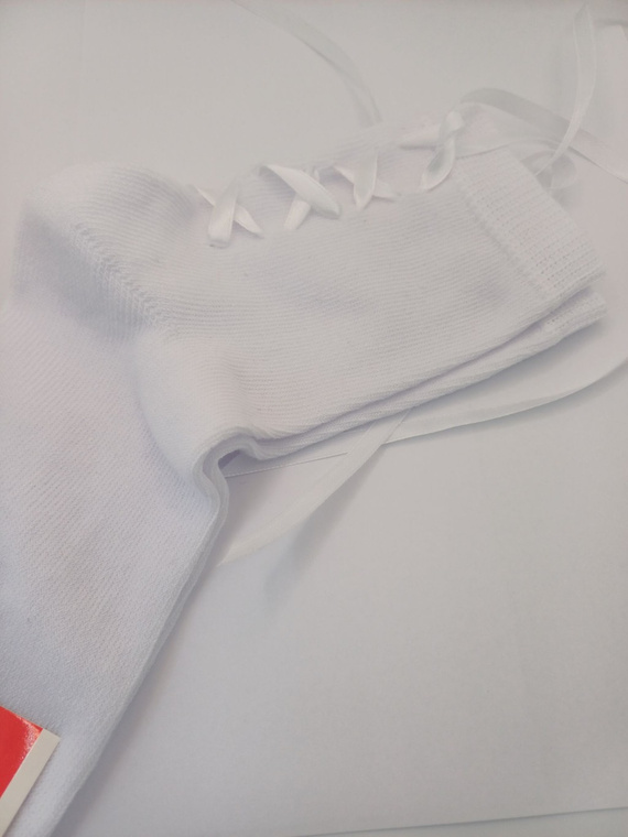 1597.001 Дамски чорапи с връзки Милена - бели 2