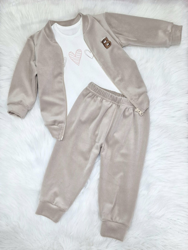 Бебешко боди три сърца Bambarillo екрю - памук, еластична плетка, идеално за анцуг "МЕЧЕ"