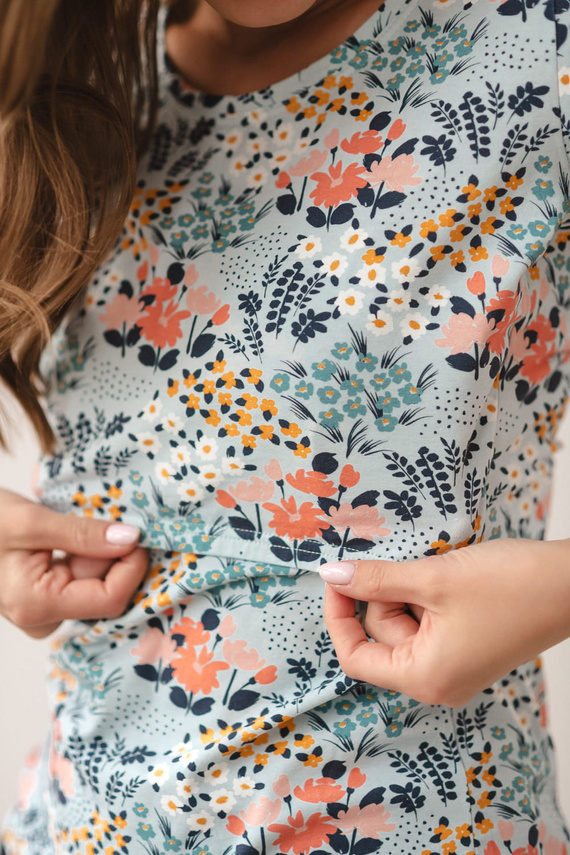 Milk Shirt Блуза за кърмачки и бременни с къс ръкав Milk&Love поляна на синьо