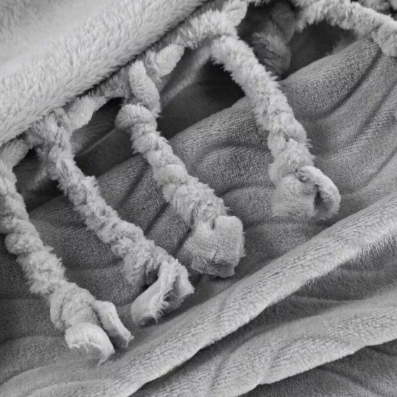 Ема Кувертюра с ресни, европердета, сребристо