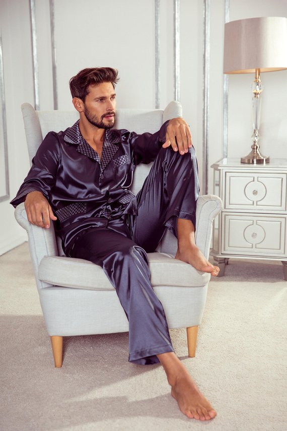 939 Мъжка сатенена сива пижама