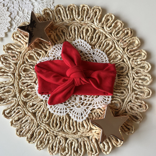 Диванче за глава Mamatti за момиче OP01 Весела Коледа - червено, празнично пин-ъп