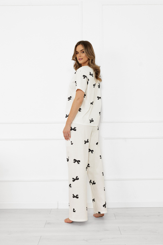 Дамска пижама Figaro - екрю, памук, къс ръкав + дълъг панталон Италианска мода  