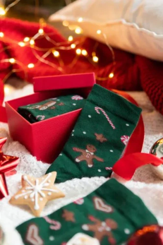 S136D Коледни дълги чорапи Италианска мода - зелено/кафяво/червено 