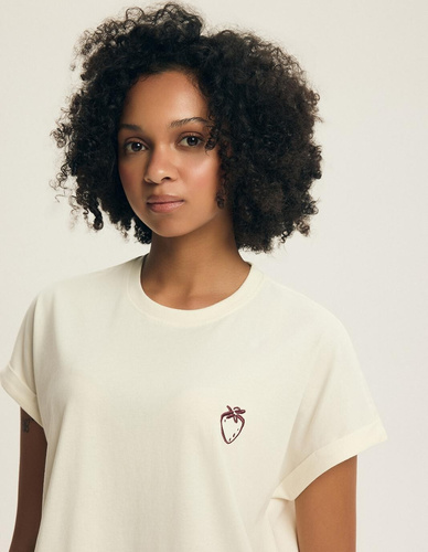 Дамска пижама Henderson Evika 44464 – памук, плодовa бродерия, шорти