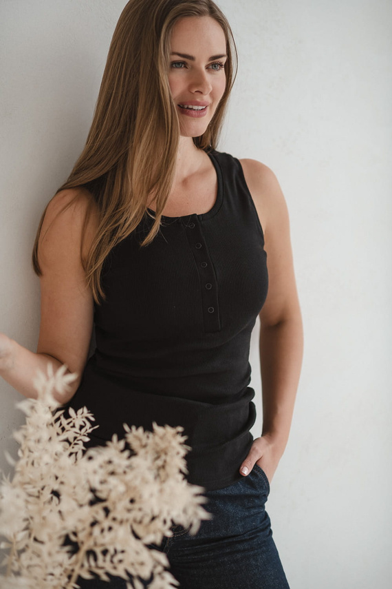 Тениска за бременни и кърмачки Tummy - рипсирана, с презрамки Milk&Love черна