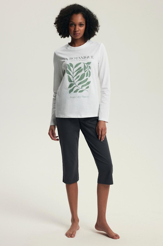 Дамска пижама Henderson Danna 43686 кремава - памучна, с дълги ръкави, удобна кройка