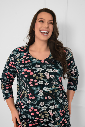 Дамска памучна нощница с 3/4 ръкав Lucja - флорален десен Италианска мода 